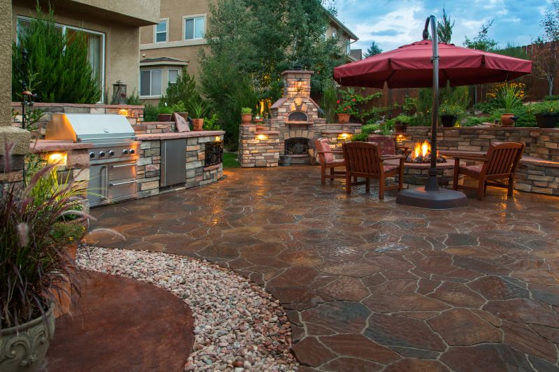 Outdoor Kitchen and Barbecue Areas